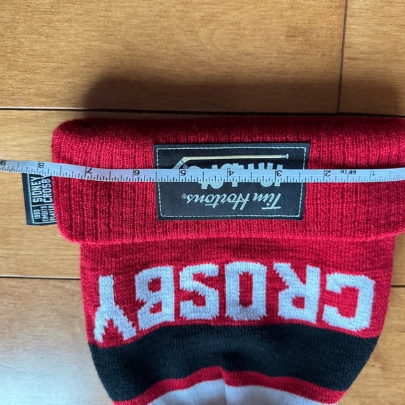 Crosby Kids Pom-Pom Beanie - Red and Black - Picture 5 of 7